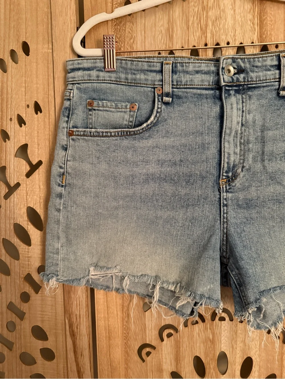 rag & bone Dre Low-Rise Denim Shorts | Size 32
